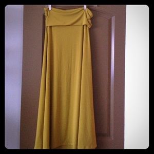 LulaRoe women's Maxi Skirt Sz S